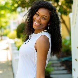 Meet your Posher, Pamela